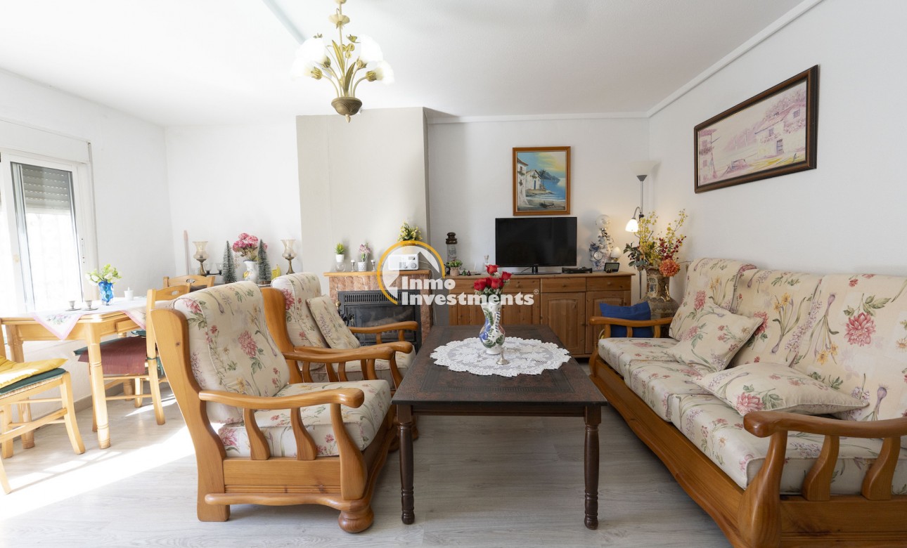 Resale - Town house - Torrevieja