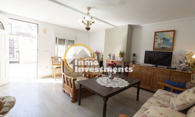 Resale - Town house - Torrevieja