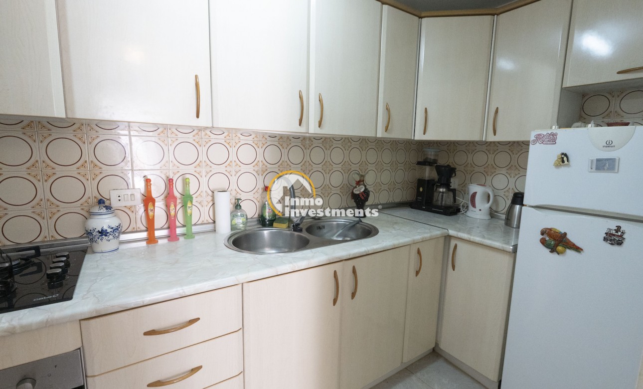 Resale - Town house - Torrevieja