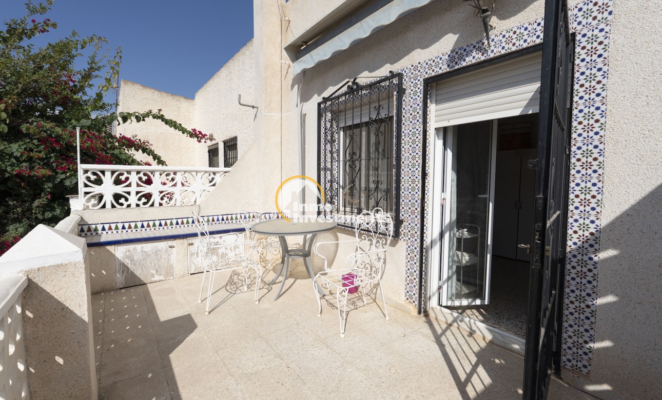 Resale - Town house - Torrevieja