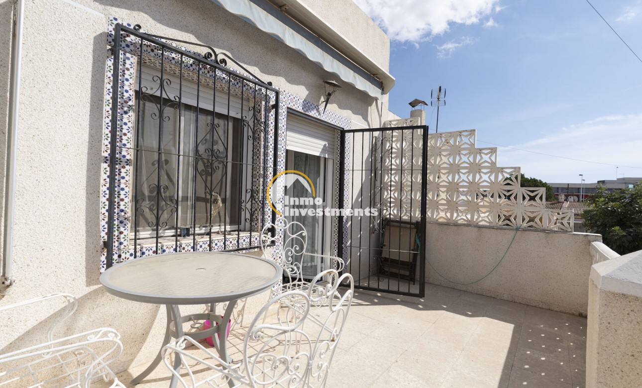 Resale - Town house - Torrevieja