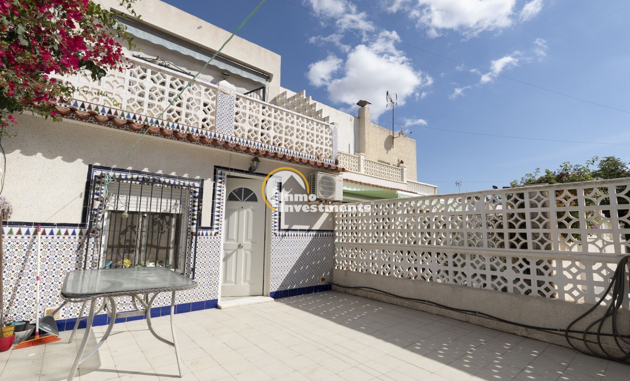 Resale - Town house - Torrevieja