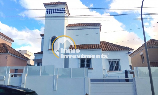 Resale - Villa - Villamartin - Las Filipinas