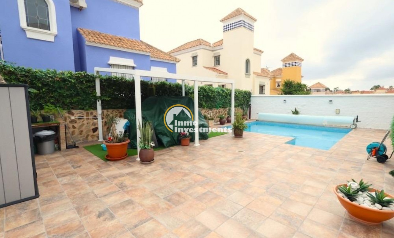 Resale - Villa - Villamartin - Las Filipinas