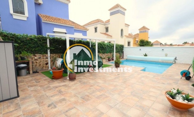 Resale - Villa - Villamartin - Las Filipinas