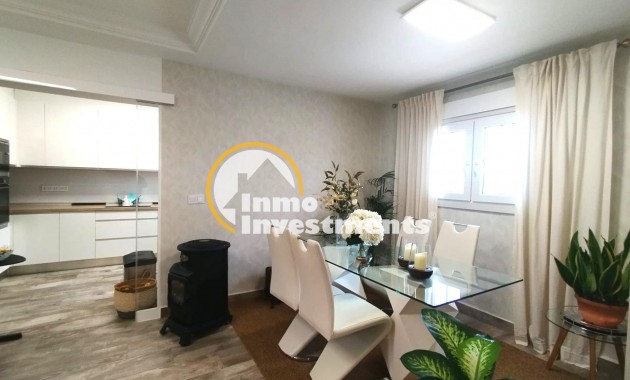 Resale - Villa - Villamartin - Las Filipinas