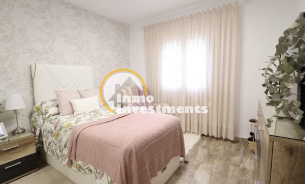 Resale - Villa - Villamartin - Las Filipinas