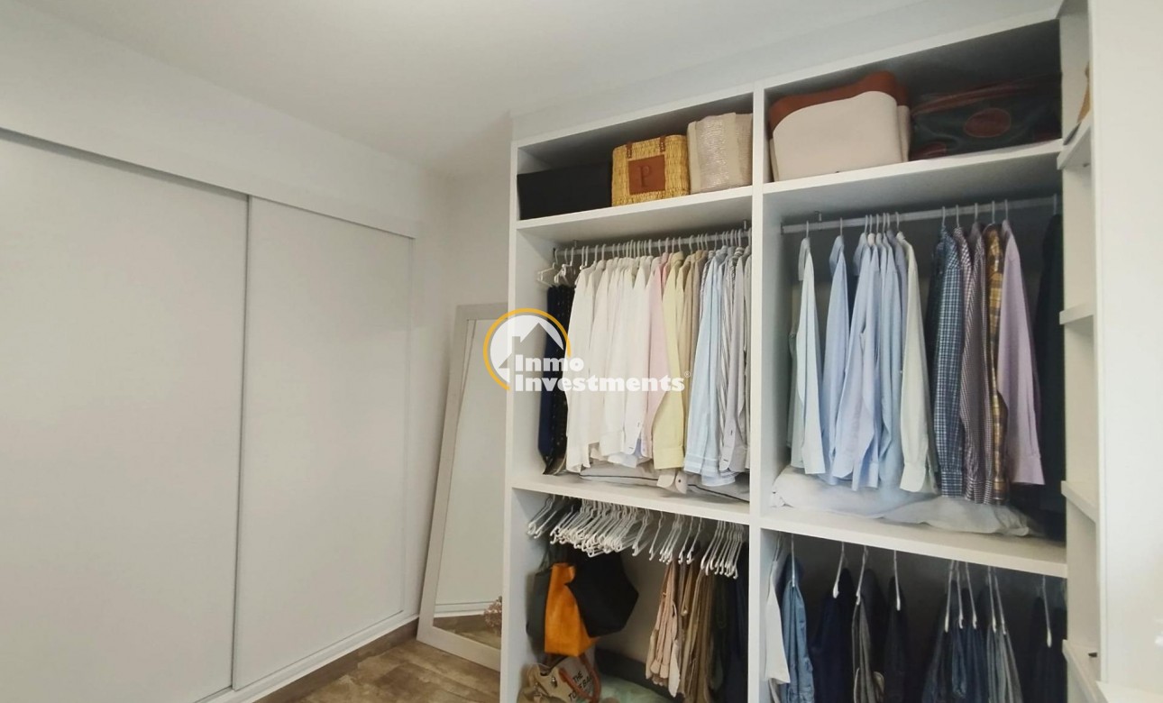 Resale - Villa - Villamartin - Las Filipinas