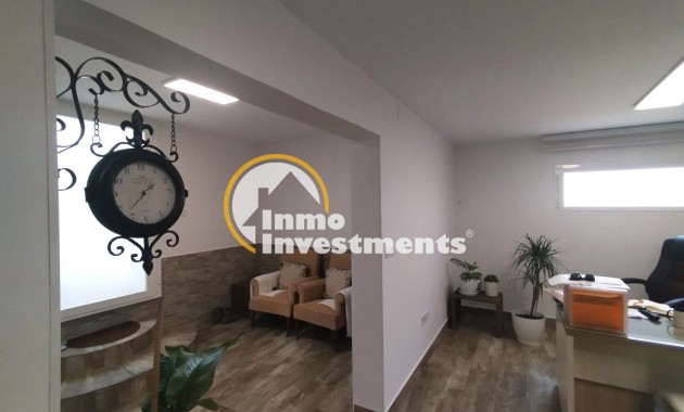 Resale - Villa - Villamartin - Las Filipinas