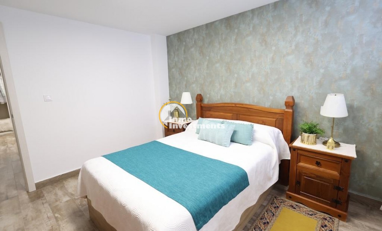 Resale - Villa - Villamartin - Las Filipinas