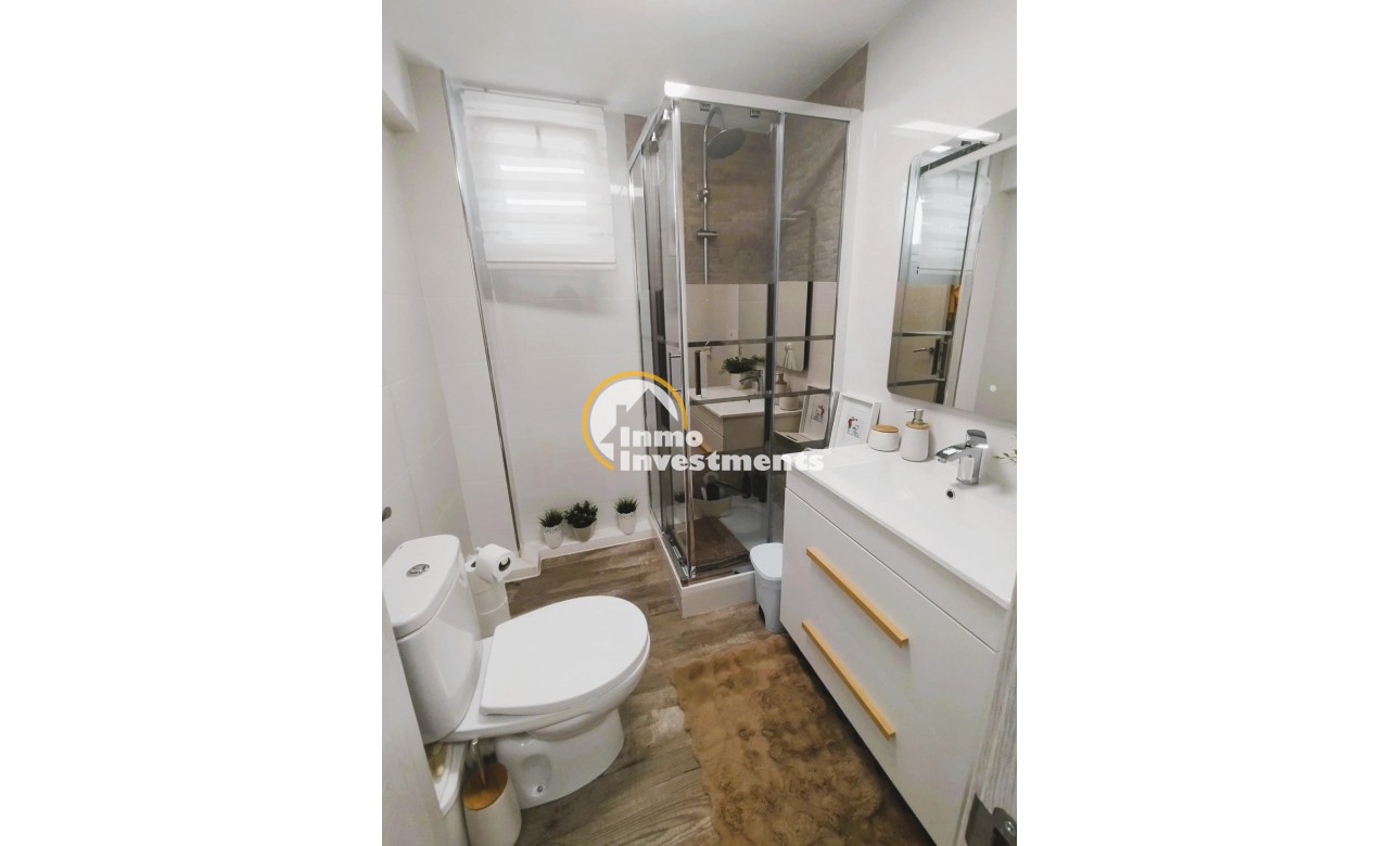 Resale - Villa - Villamartin - Las Filipinas