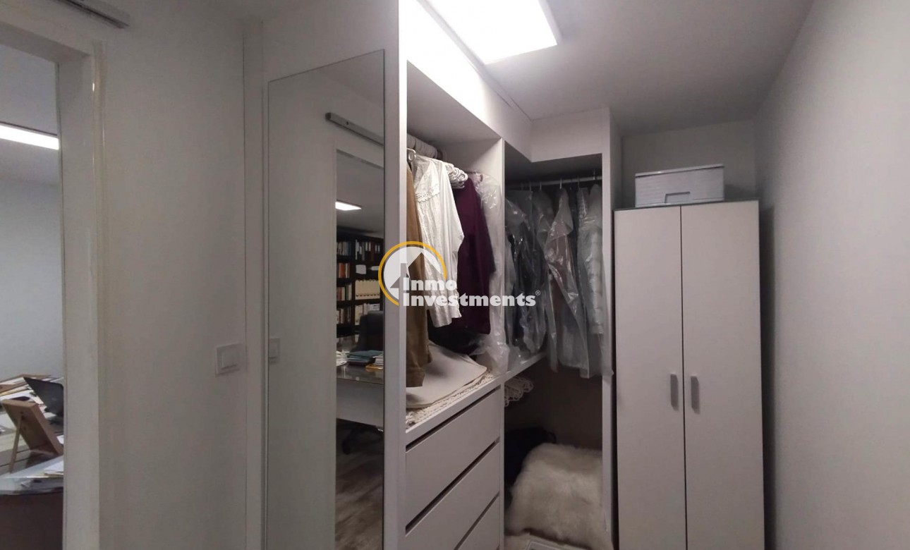 Resale - Villa - Villamartin - Las Filipinas