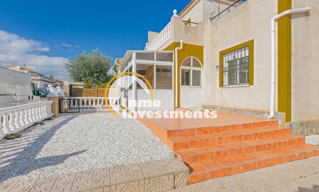 Resale - Quad House - Punta Prima