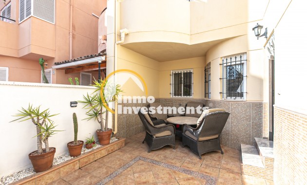 Reventa - Chalet adosado - Torrevieja - Torretas