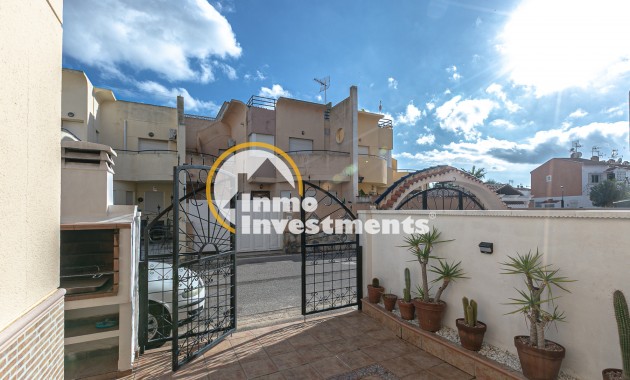 Reventa - Chalet adosado - Torrevieja - Torretas