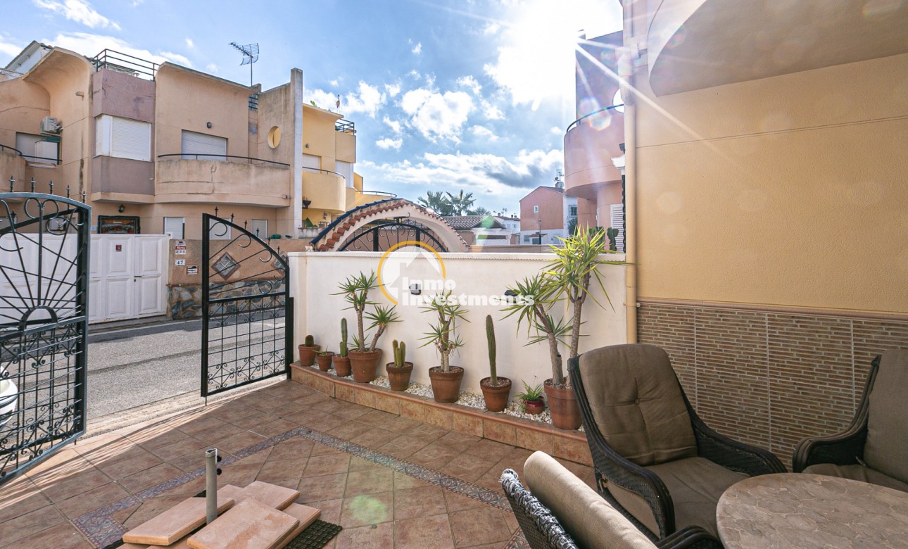 Reventa - Chalet adosado - Torrevieja - Torretas