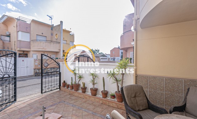 Reventa - Chalet adosado - Torrevieja - Torretas