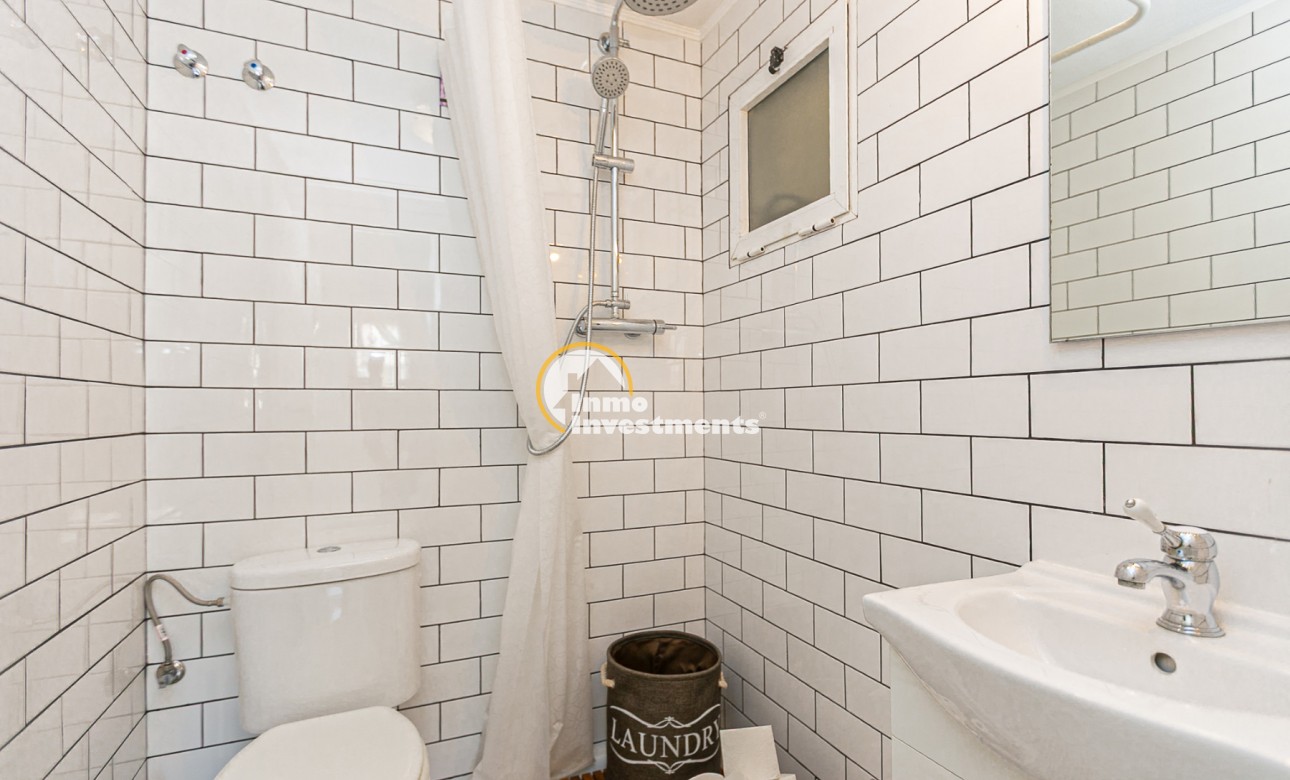 Reventa - Chalet adosado - Torrevieja - Torretas