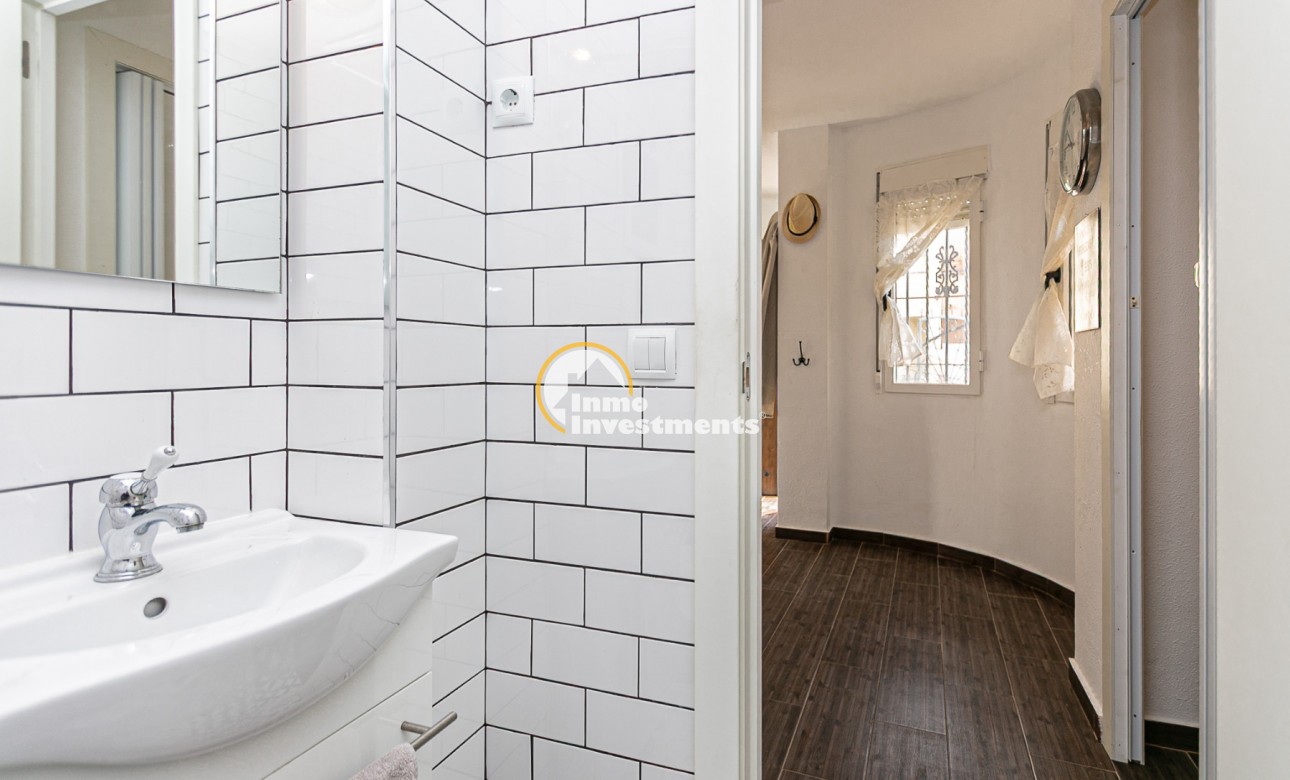 Reventa - Chalet adosado - Torrevieja - Torretas