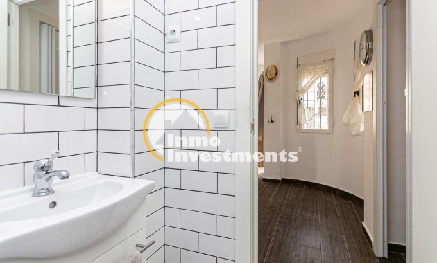 Reventa - Chalet adosado - Torrevieja - Torretas