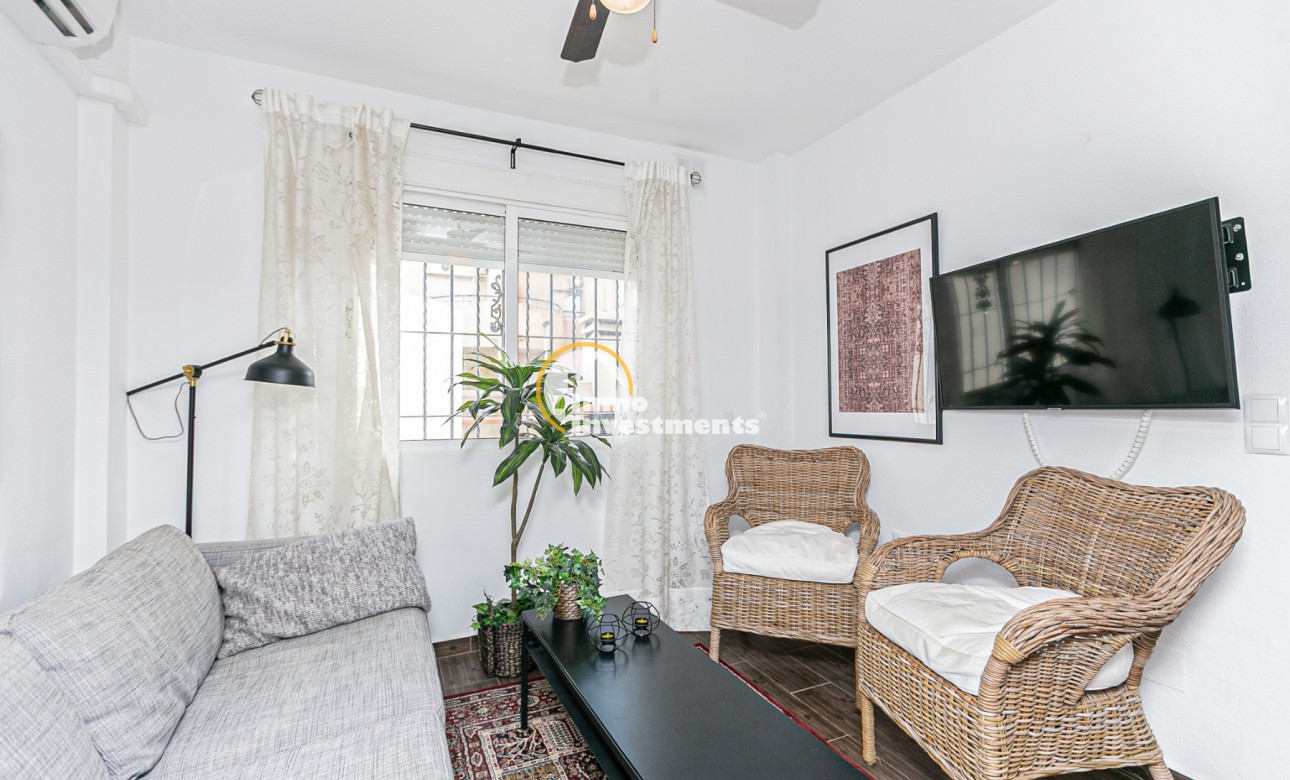 Reventa - Chalet adosado - Torrevieja - Torretas