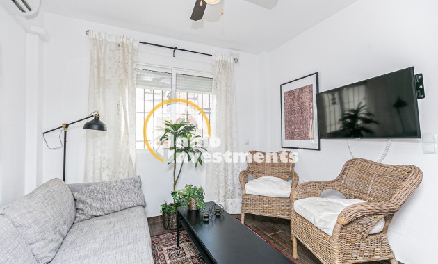 Reventa - Chalet adosado - Torrevieja - Torretas