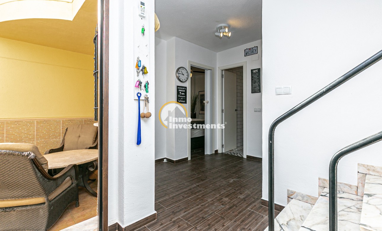 Reventa - Chalet adosado - Torrevieja - Torretas