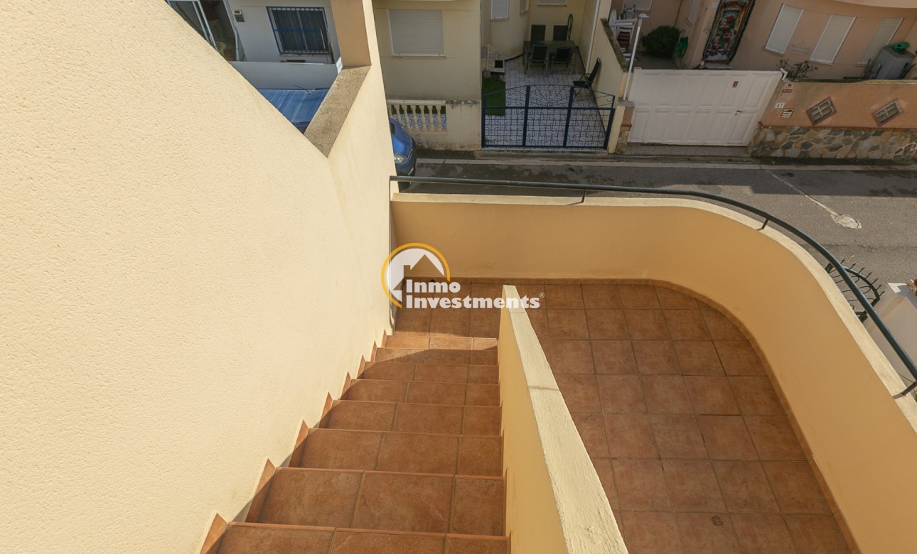 Reventa - Chalet adosado - Torrevieja - Torretas