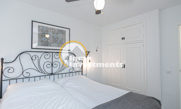 Reventa - Chalet adosado - Torrevieja - Torretas