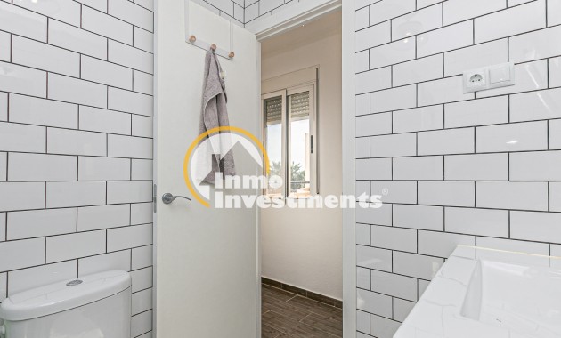 Reventa - Chalet adosado - Torrevieja - Torretas