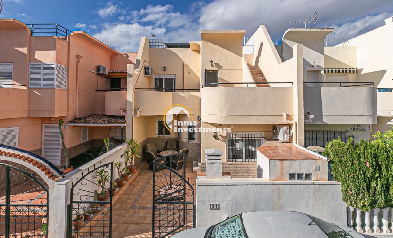 Reventa - Chalet adosado - Torrevieja - Torretas