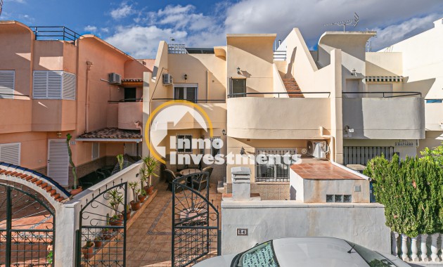 Reventa - Chalet adosado - Torrevieja - Torretas