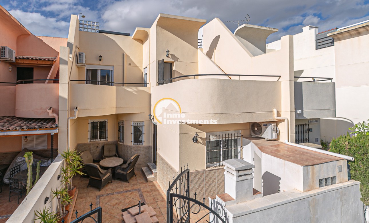 Reventa - Chalet adosado - Torrevieja - Torretas