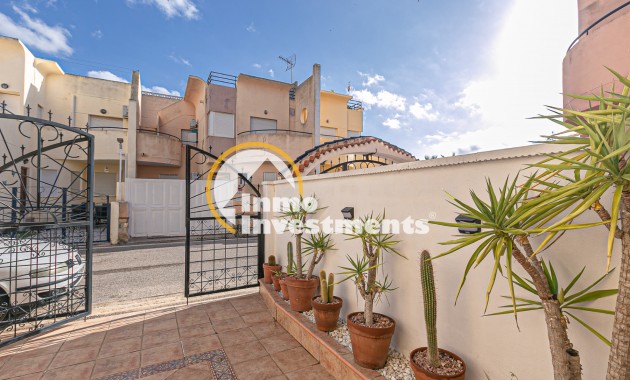 Reventa - Chalet adosado - Torrevieja - Torretas