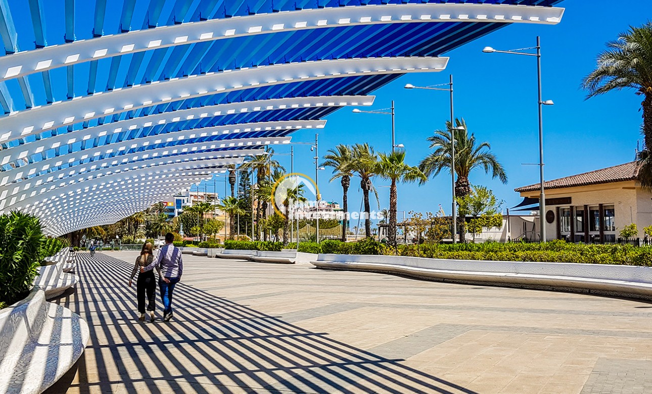 Reventa - Chalet adosado - Torrevieja - Torretas