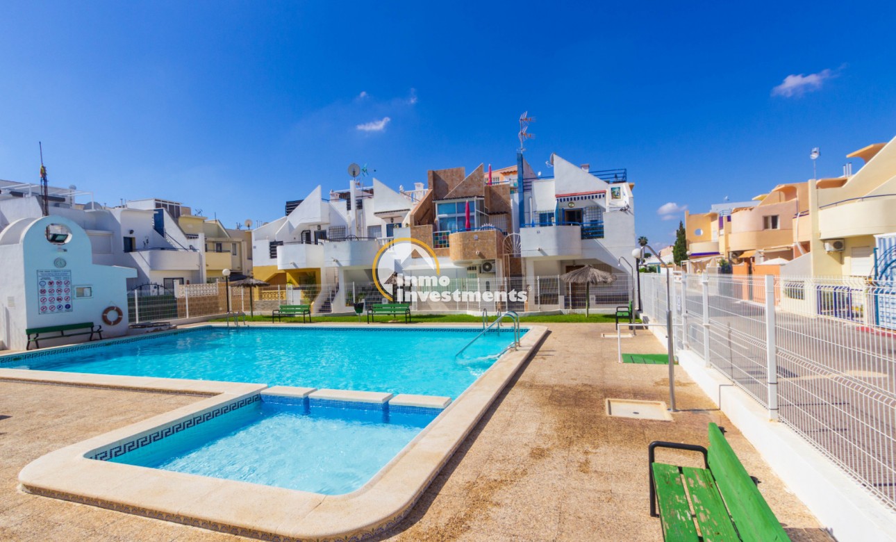 Reventa - Chalet adosado - Torrevieja - Torretas