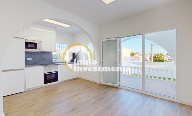 Reventa - Bungalow - Villamartin - Blue Lagoon