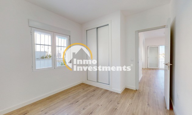 Reventa - Bungalow - Villamartin - Blue Lagoon