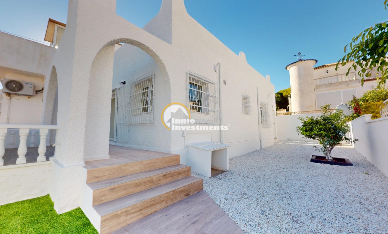 Reventa - Bungalow - Villamartin - Blue Lagoon