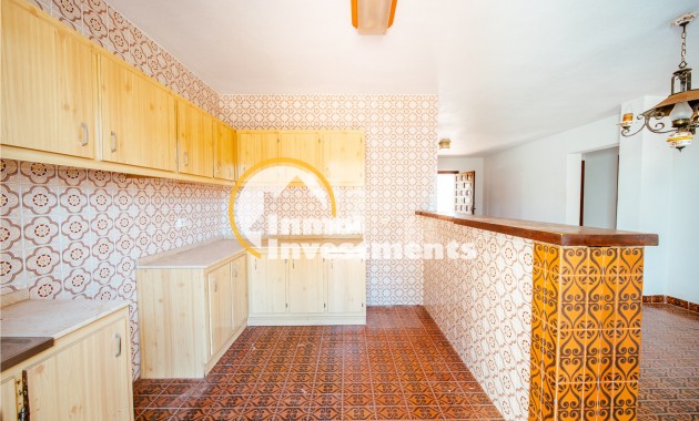 Resale - Villa - Playa Flamenca - Beachside