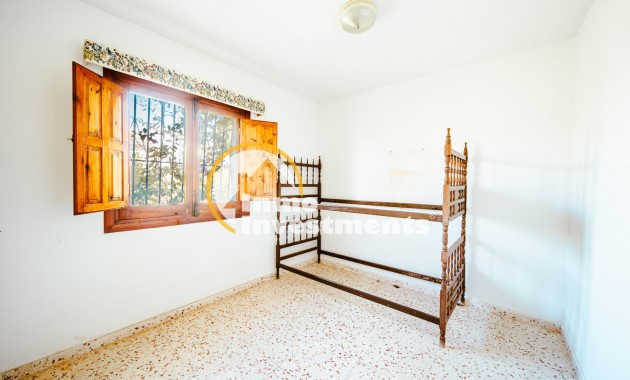 Resale - Villa - Playa Flamenca - Beachside