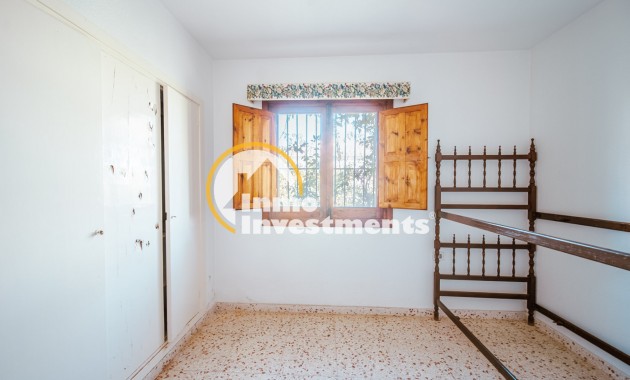 Resale - Villa - Playa Flamenca - Beachside