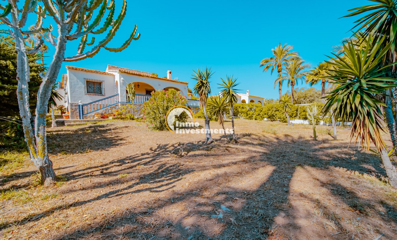 Resale - Villa - Playa Flamenca - Beachside