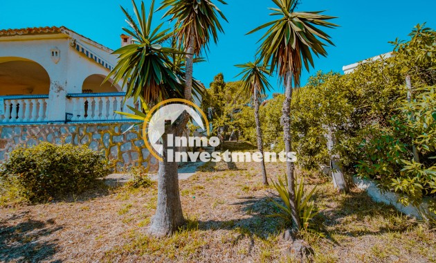 Resale - Villa - Playa Flamenca - Beachside