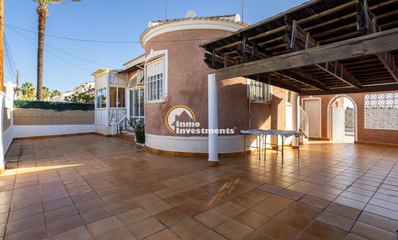 Bestaande bouw - Villa - Torrevieja - Urbanización San Luis