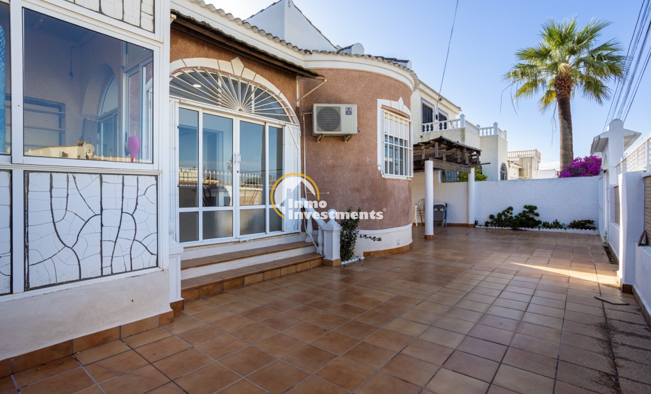Bestaande bouw - Villa - Torrevieja - Urbanización San Luis