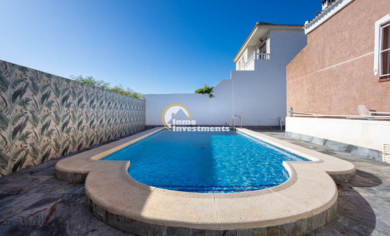 Bestaande bouw - Villa - Torrevieja - Urbanización San Luis