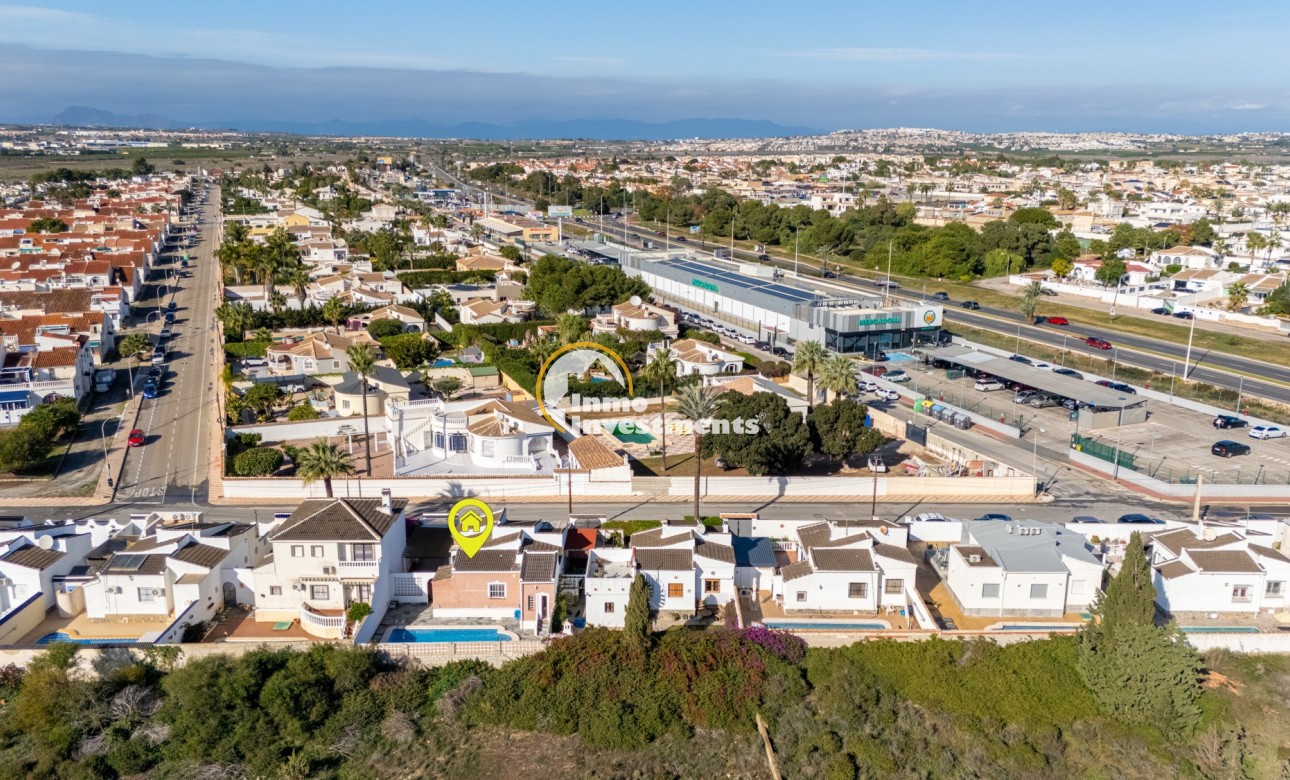 Bestaande bouw - Villa - Torrevieja - Urbanización San Luis