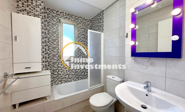 Resale - Apartment - Villamartin - Los Dolses