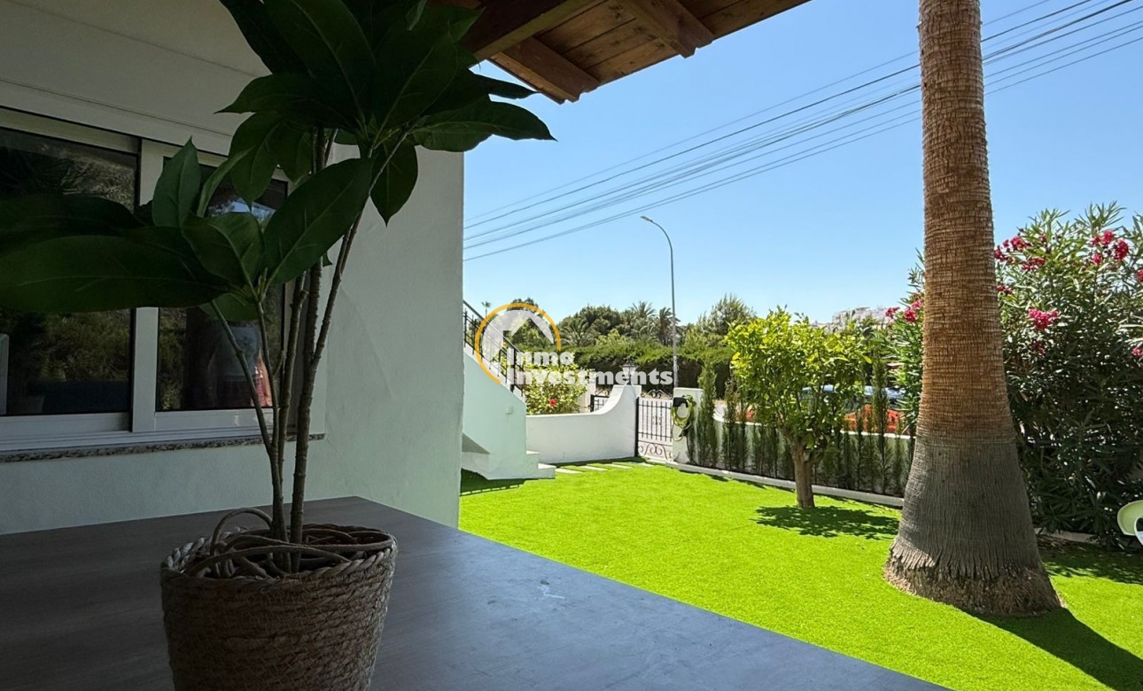 Gebrauchtimmobilien - Reihenhaus - Villamartin